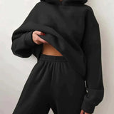 Rinnova il tuo look autunnale con il set da jogging in due pezzi AMY