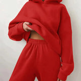 Rinnova il tuo look autunnale con il set da jogging in due pezzi AMY