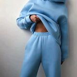 Rinnova il tuo look autunnale con il set da jogging in due pezzi AMY