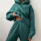 Rinnova il tuo look autunnale con il set da jogging in due pezzi AMY